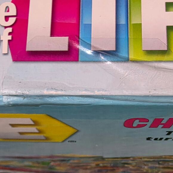 Hasbro Gaming The Game of Life Career Day Board Game New Sealed - Picture 5 of 7
